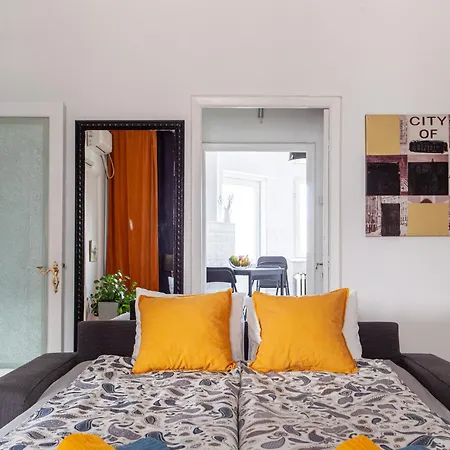 Vanatori Nest - 2 Room - Pumo Properties